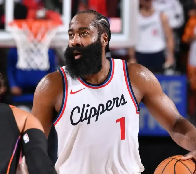 NBA后卫球员比赛状况出色，球队战绩不俗