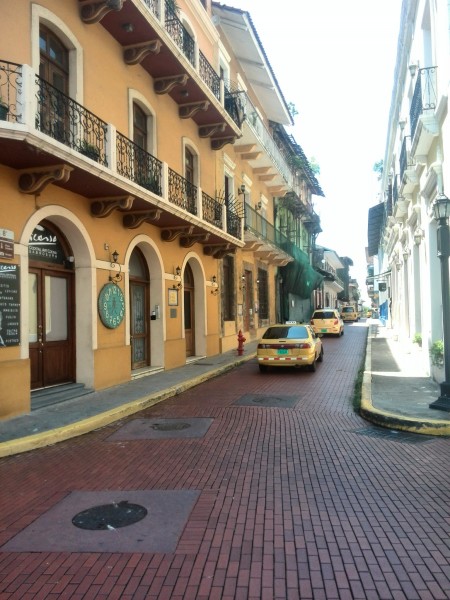 包含巴拿马篮球锦标赛：巴拿马城队登顶的词条