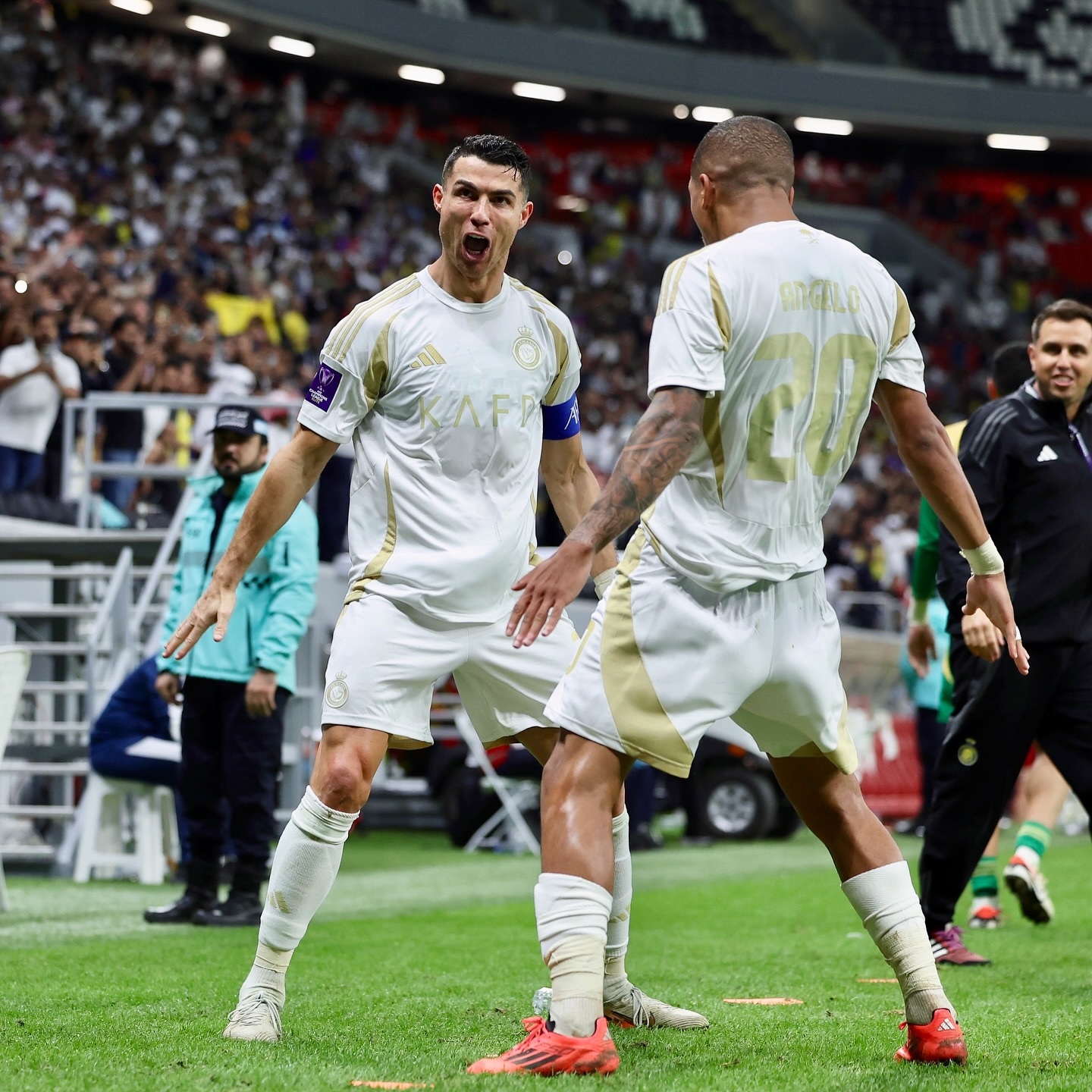 开云体育平台APP-包含尤文图斯主场大胜乌迪内斯，C罗传射梅开二度取胜的词条