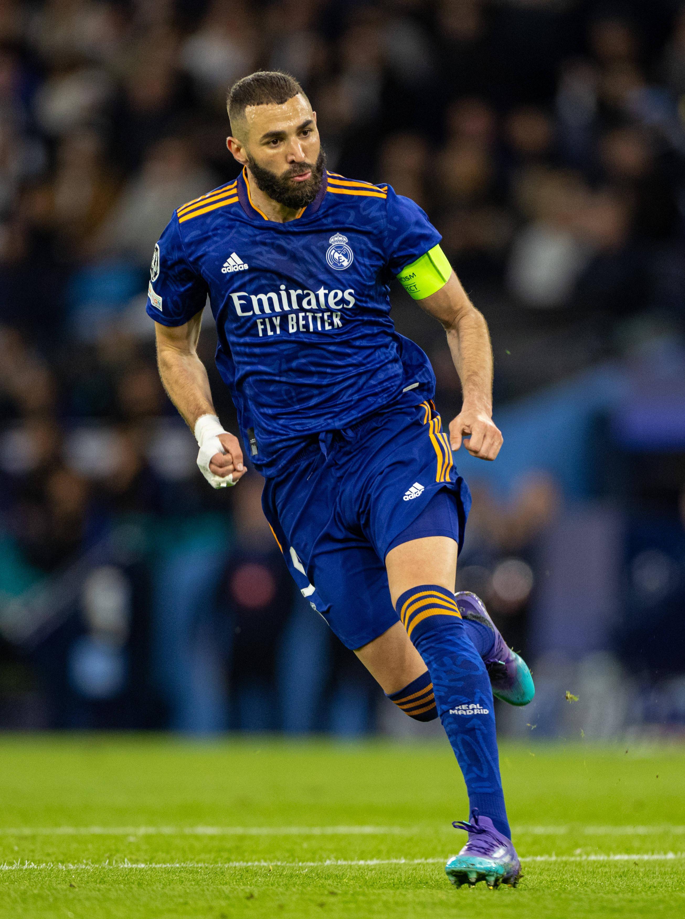 皇马备战欧冠半决赛，全力攻关斩将