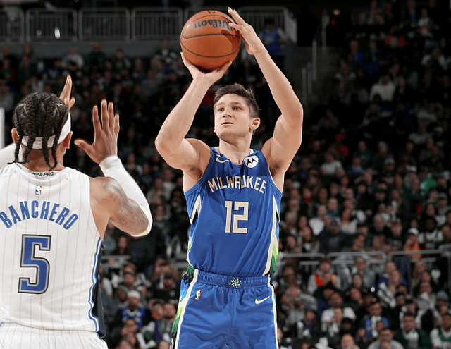 包含连胜势头难挡！S赛豪取十连胜的词条