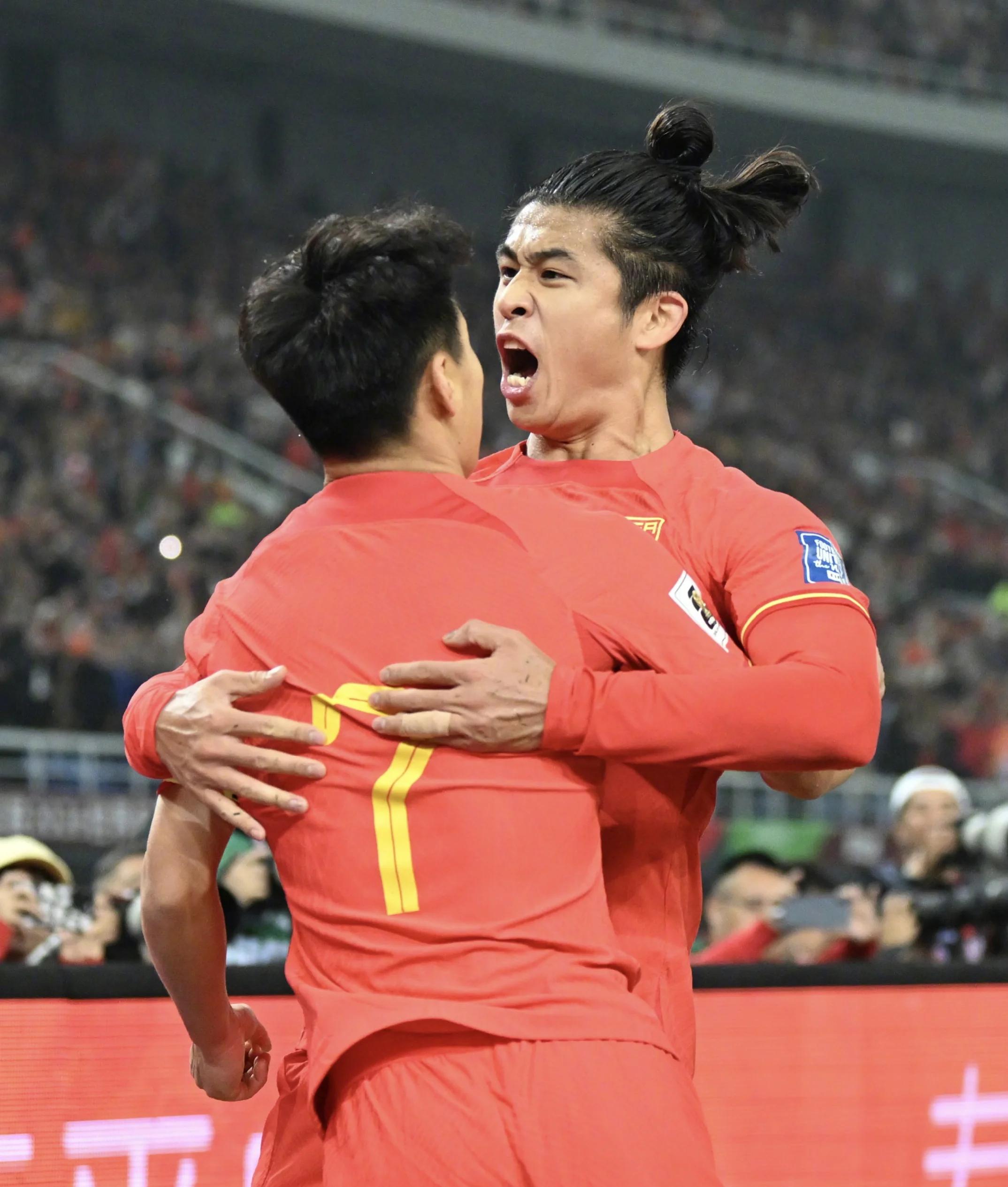 泰国队翻盘印尼队，郑思维关键制胜的简单介绍