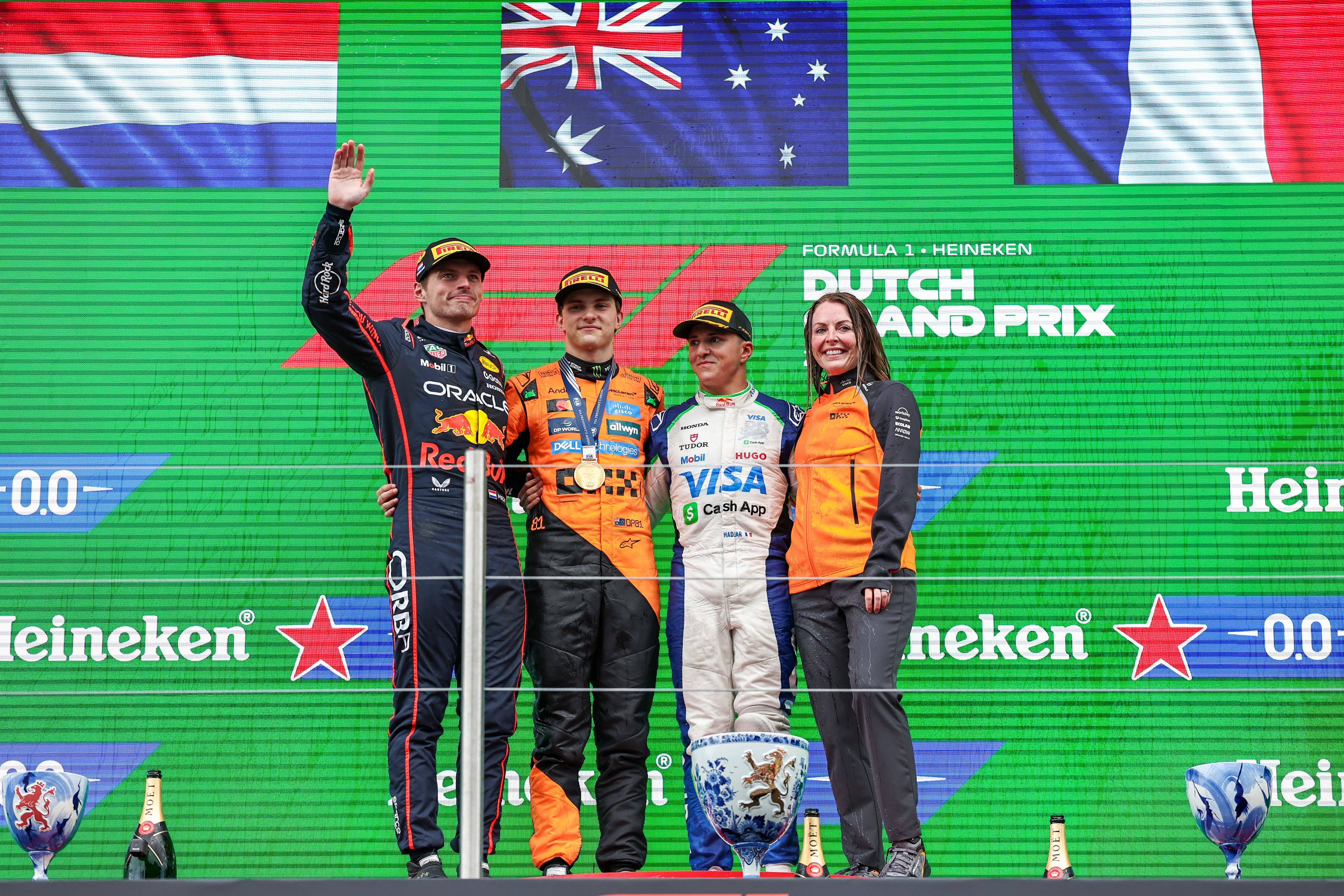 迈凯伦翻盘红牛二队，皮亚斯特里统治全场的简单介绍