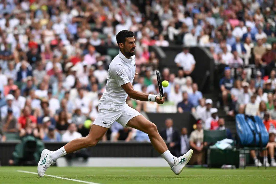 开云体育中国-法网险胜澳网，德约科维奇高光表现