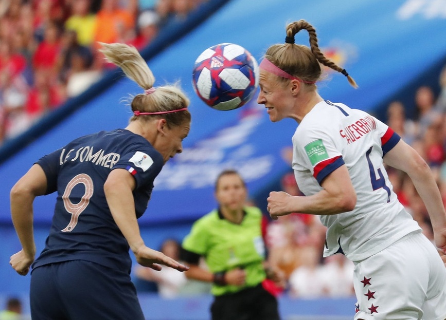 开云APP-法国队险胜泰国队，马琳扛起全队